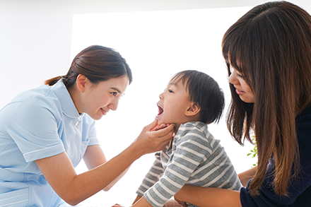 お子さんの歯を守るのは親御さんの役割です