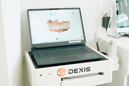 口腔内スキャナー（DEXIS）